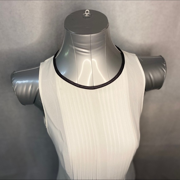 Zara Trafaluc Sleeveless Top - Picture 2 of 6